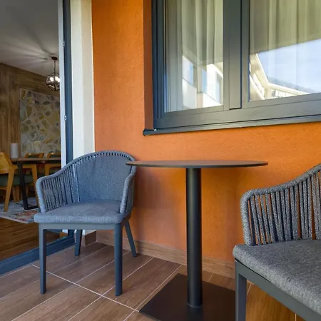 Apartment Golden Pine, A Private In Five Star *